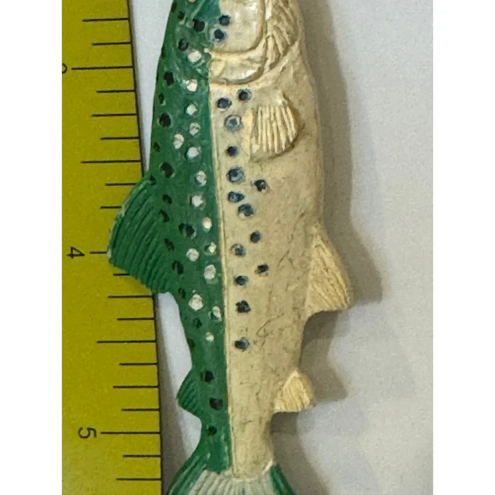 Vintage Trout Fish Keychain Green White Split Color Fishing Lure Style Charm